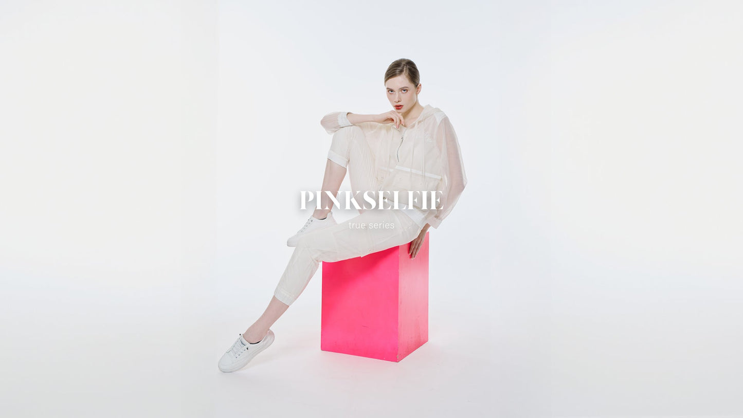 TRUE . TRUE SERIES .