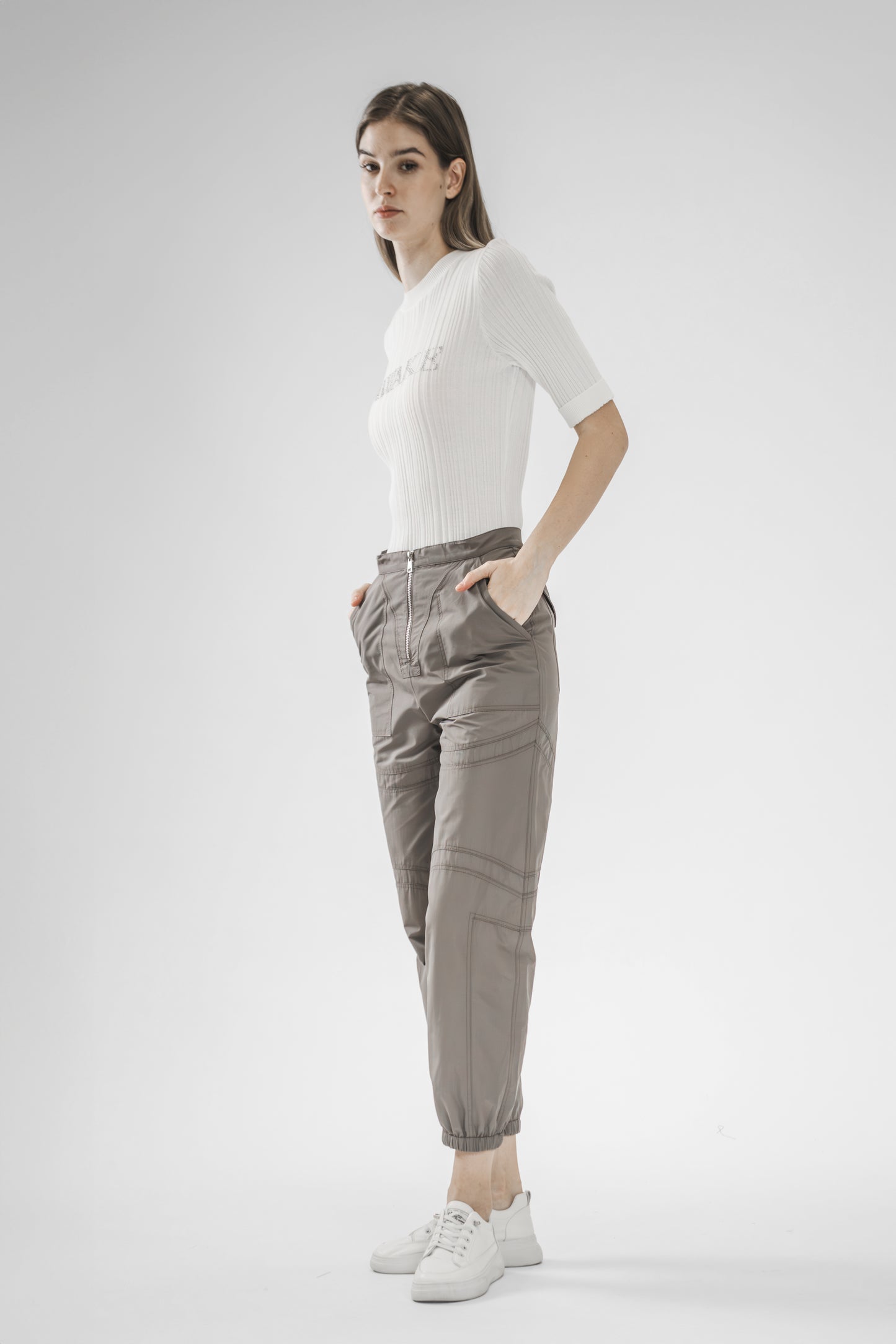 GRAY AVANT-GARDE CUT FITTED LONG PANTS