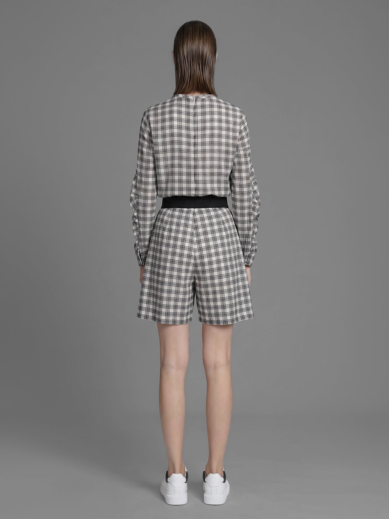 CLASSIC BLACK/WARM BRICK RED PLAID SHORTS