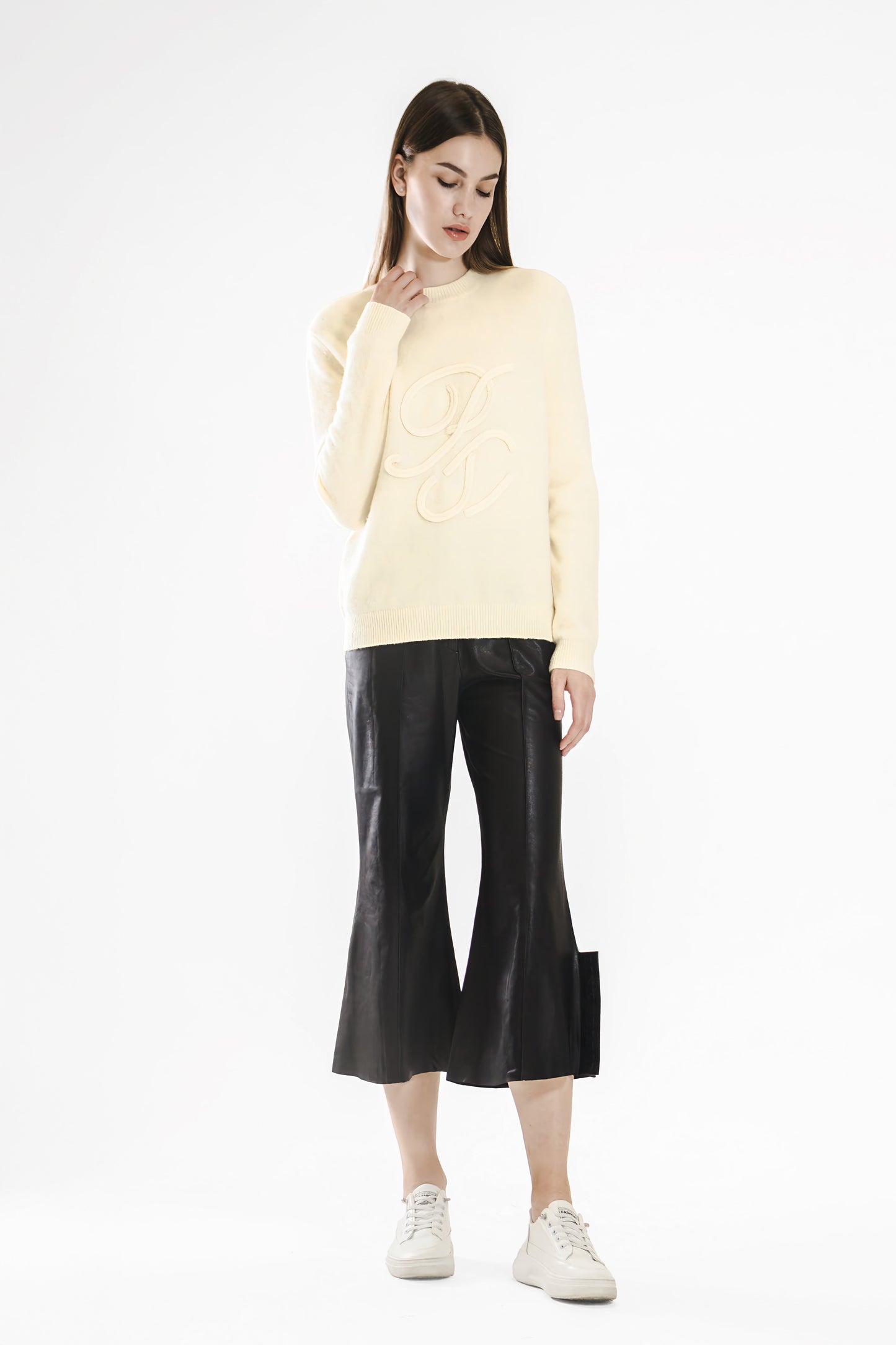 EGG YELLOW LOGOPS EMBOSSED ROUND-NECK CASUAL SWEATER