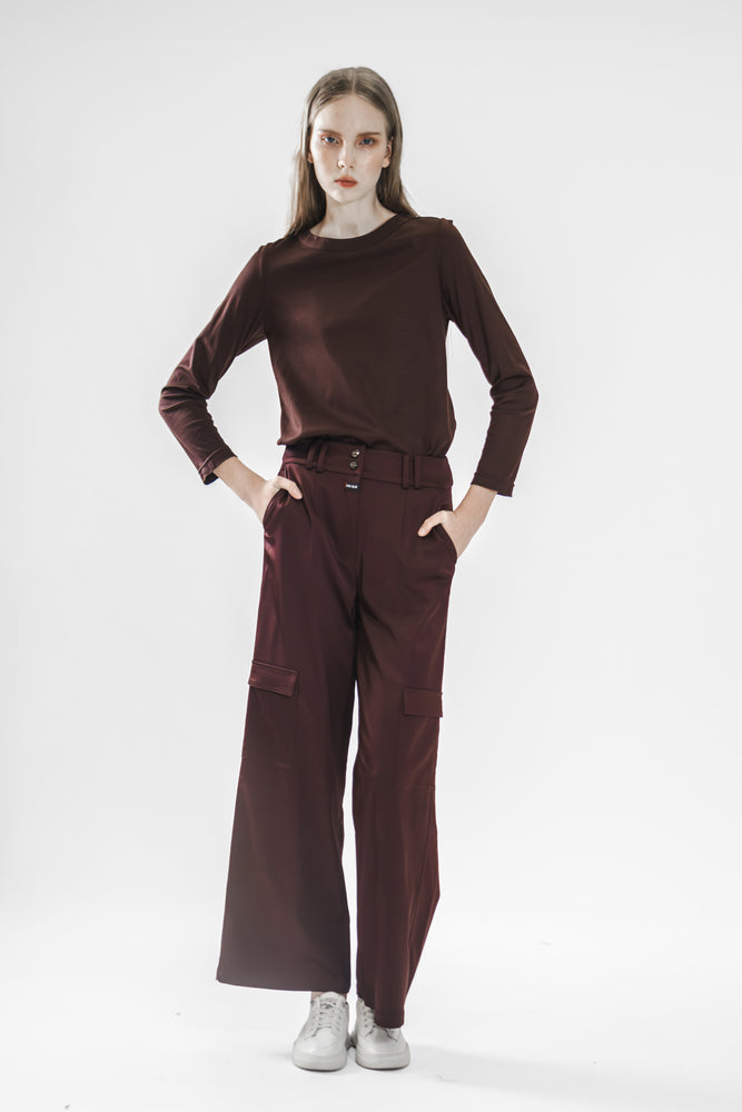 
                  
                    BLACK/BURGUNDY WIDE-LEG LONG PANTS
                  
                