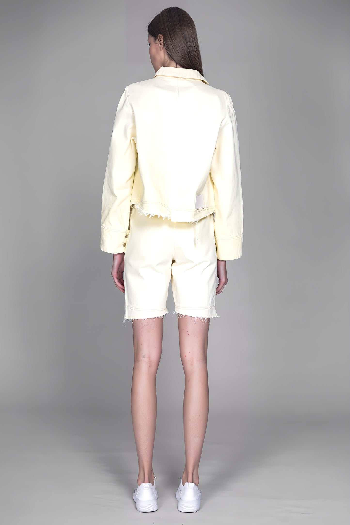 
                  
                    LIGHT YELLOW / SKIN BROWN HEAVY COTTON GRADIENT WASHED DENIM SHORTS
                  
                