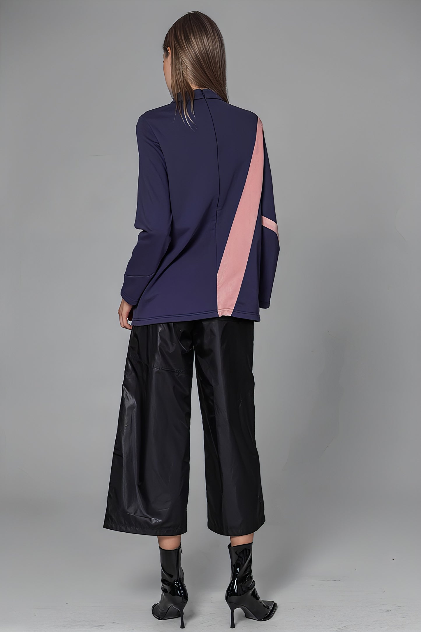 
                  
                    PURPLE/GREEN COLOR-BLOCK TURTLENECK SWEATSHIRT
                  
                