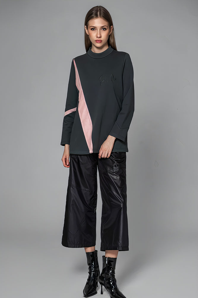 
                  
                    PURPLE/GREEN COLOR-BLOCK TURTLENECK SWEATSHIRT
                  
                