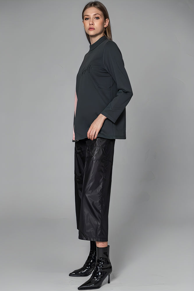 
                  
                    PURPLE/GREEN COLOR-BLOCK TURTLENECK SWEATSHIRT
                  
                