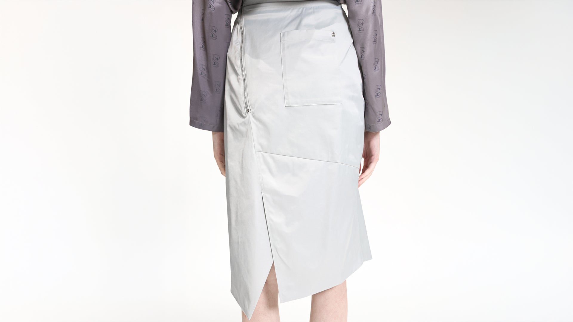 LIGHT GREY ASYMMETRICAL SLIT MID-LENGTH  SKIRT
