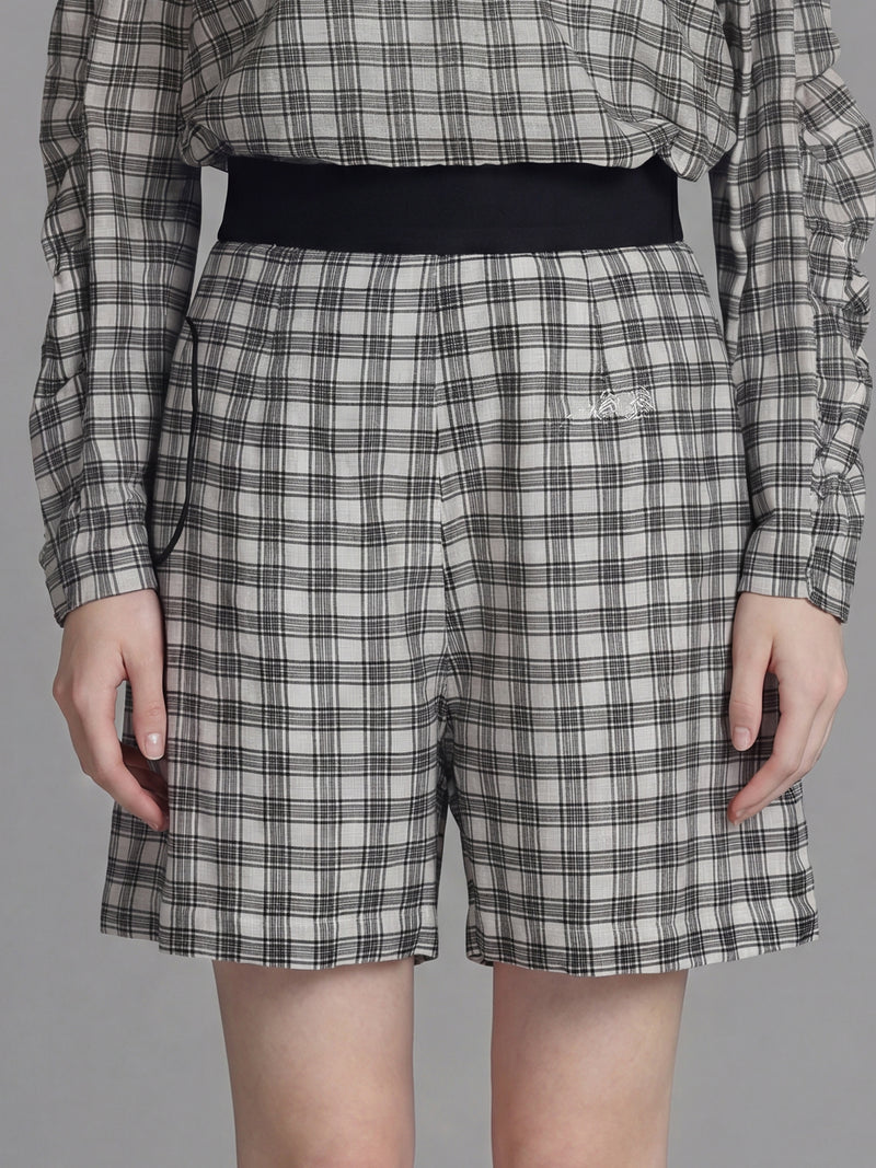CLASSIC BLACK/WARM BRICK RED PLAID SHORTS