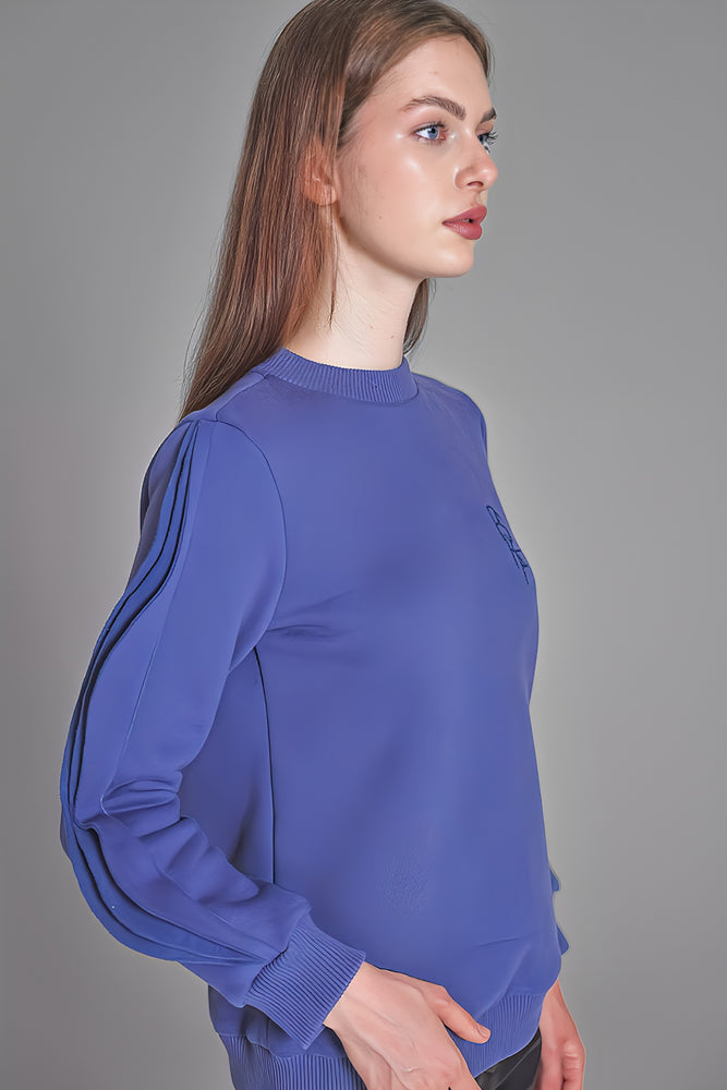 
                  
                    BLUE/BROWN PRINTED SWEATSHIRT
                  
                