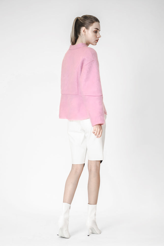 
                  
                    OFF-WHITE/SOFT PINK HIGH-NECK TOP WITH CUTOFF DESIGN
                  
                