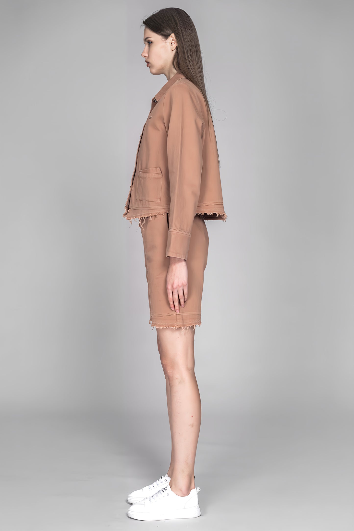 
                  
                    LIGHT YELLOW / SKIN BROWN HEAVY COTTON GRADIENT WASHED DENIM SHORTS
                  
                