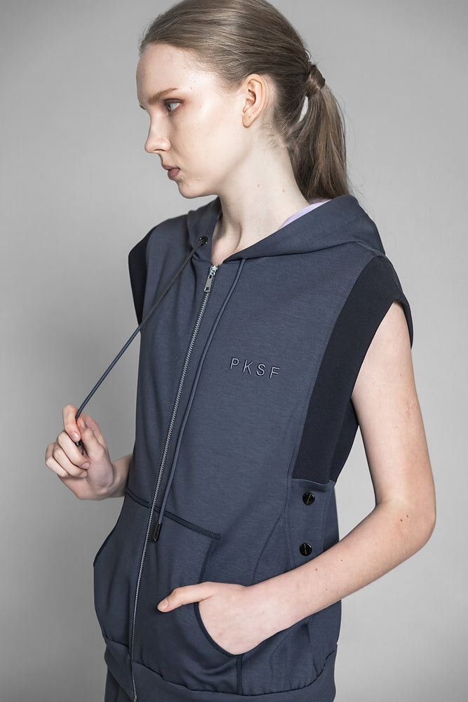 
                  
                    DARK GRAY SPACE COTTON HOODED VEST
                  
                