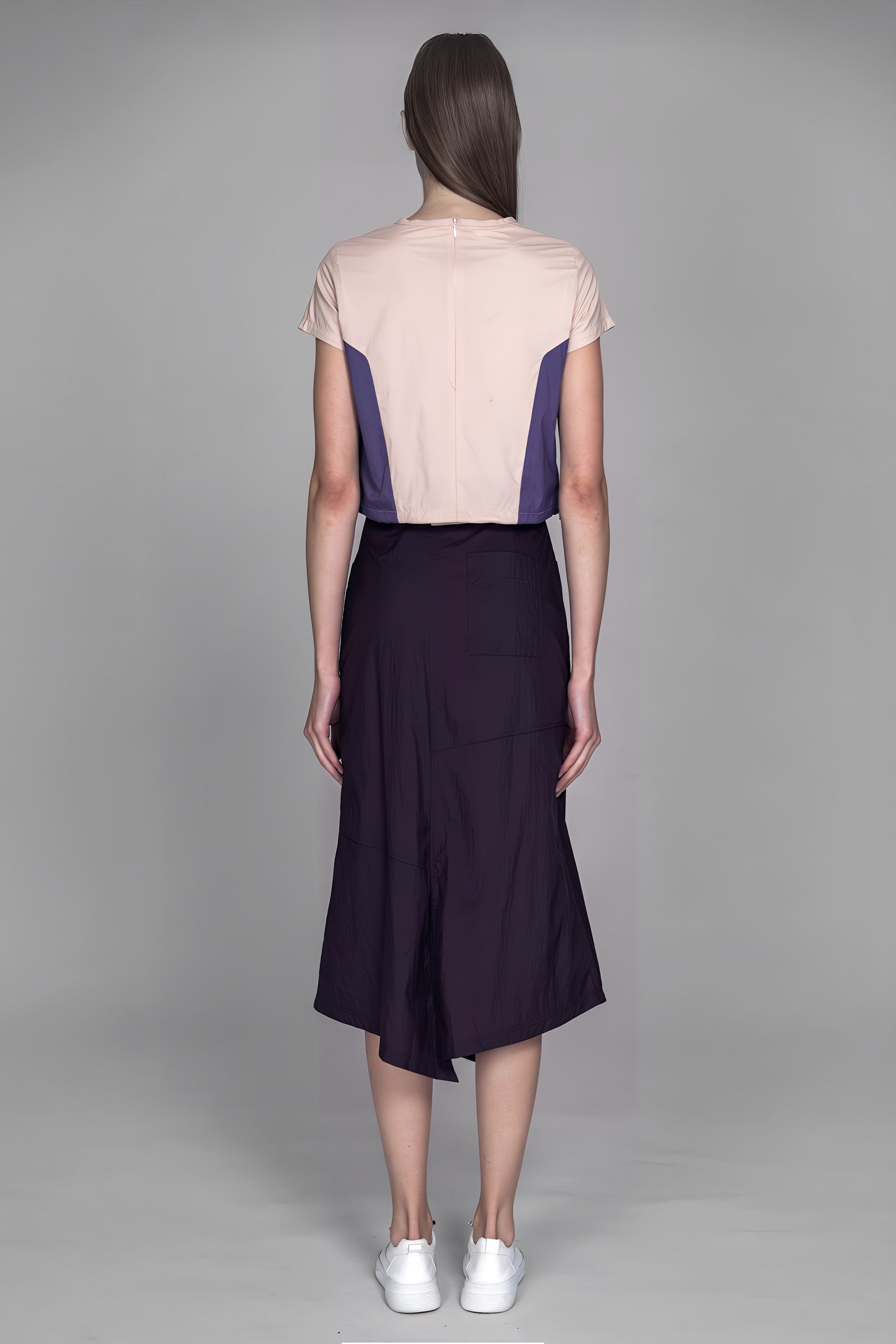 
                  
                    LOTUS PINK COLOR-BLOCK CASUAL CROP TOP
                  
                