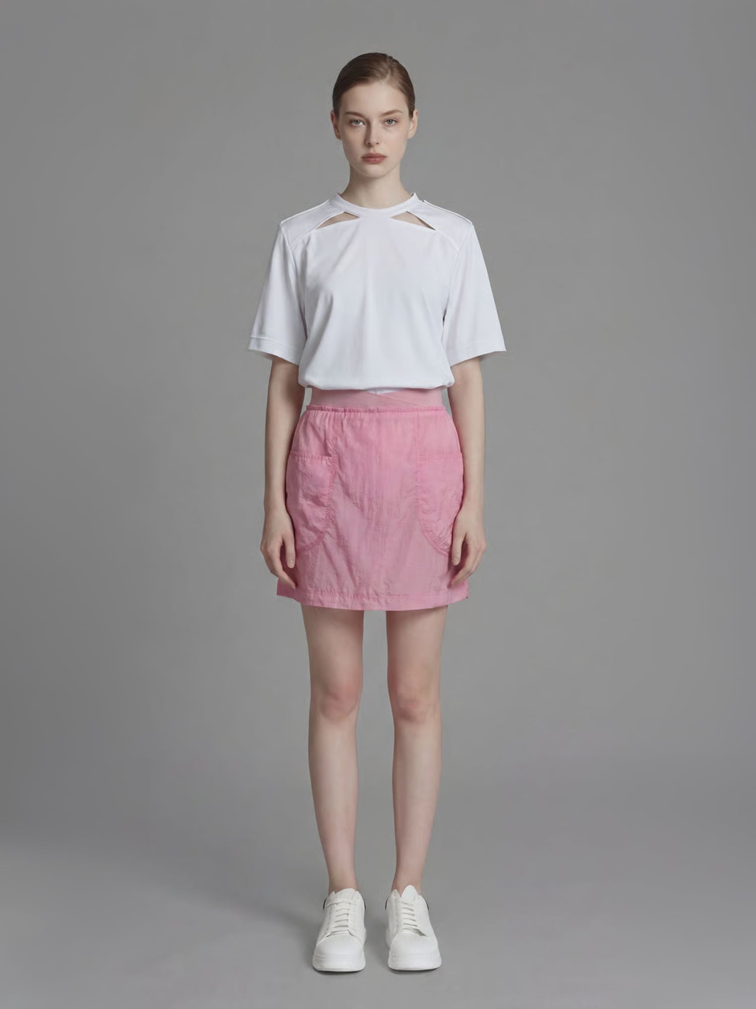 STARRY WHITE/COCOA BROWN FUTURISTIC SHORT-SLEEVE TEE