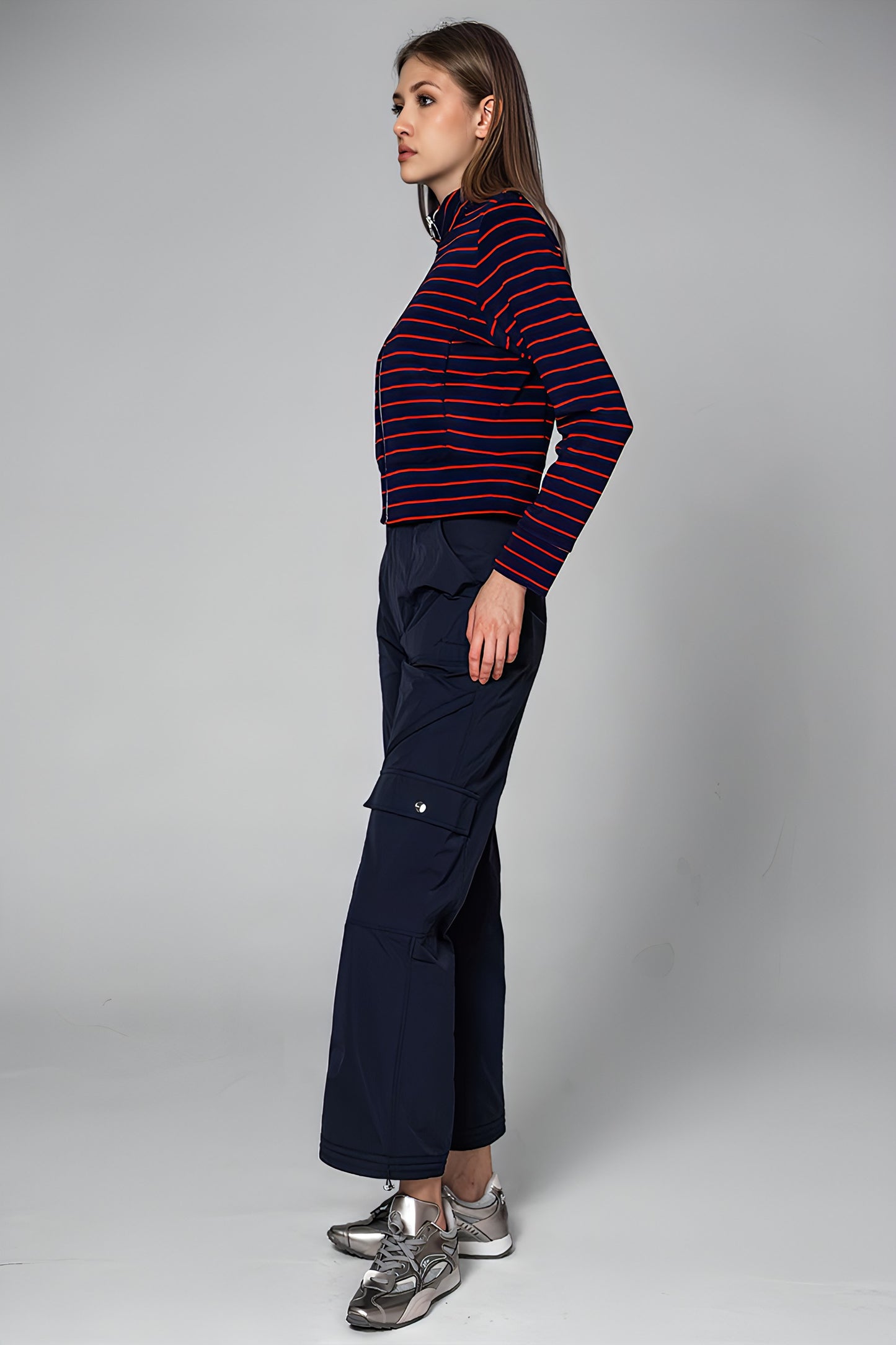 
                  
                    DARK BLUE TERRY CLOTH FITTED JACKET
                  
                