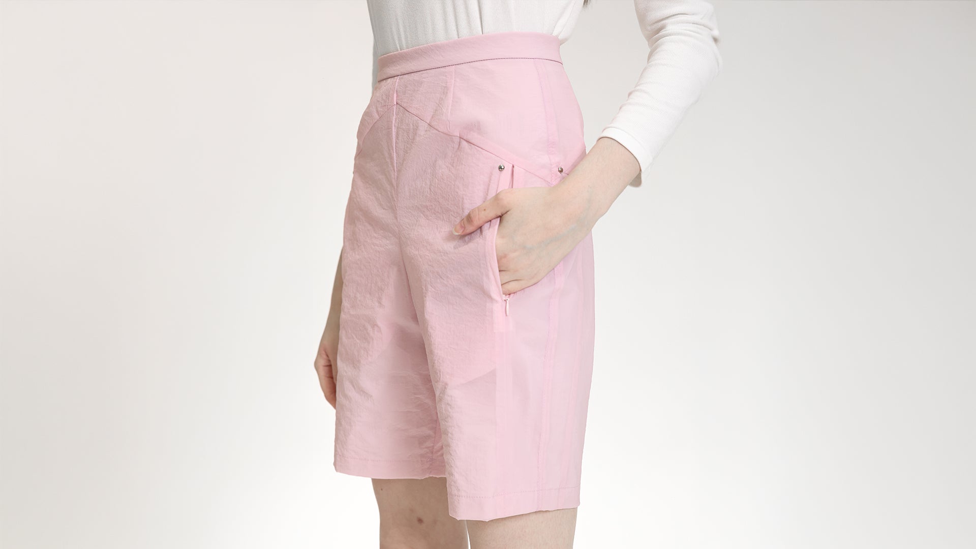 SOFT PINK PANELLED BERMUDAS
