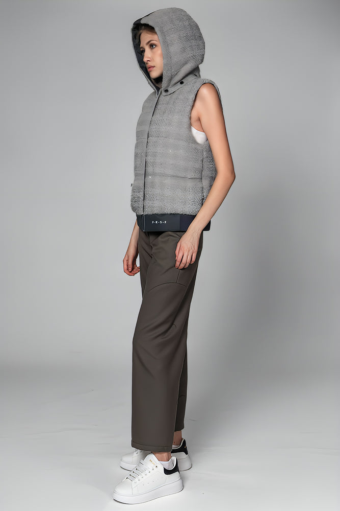 
                  
                    DARK GREEN/BLACK CURVED PANEL STRAIGHT PANTS
                  
                