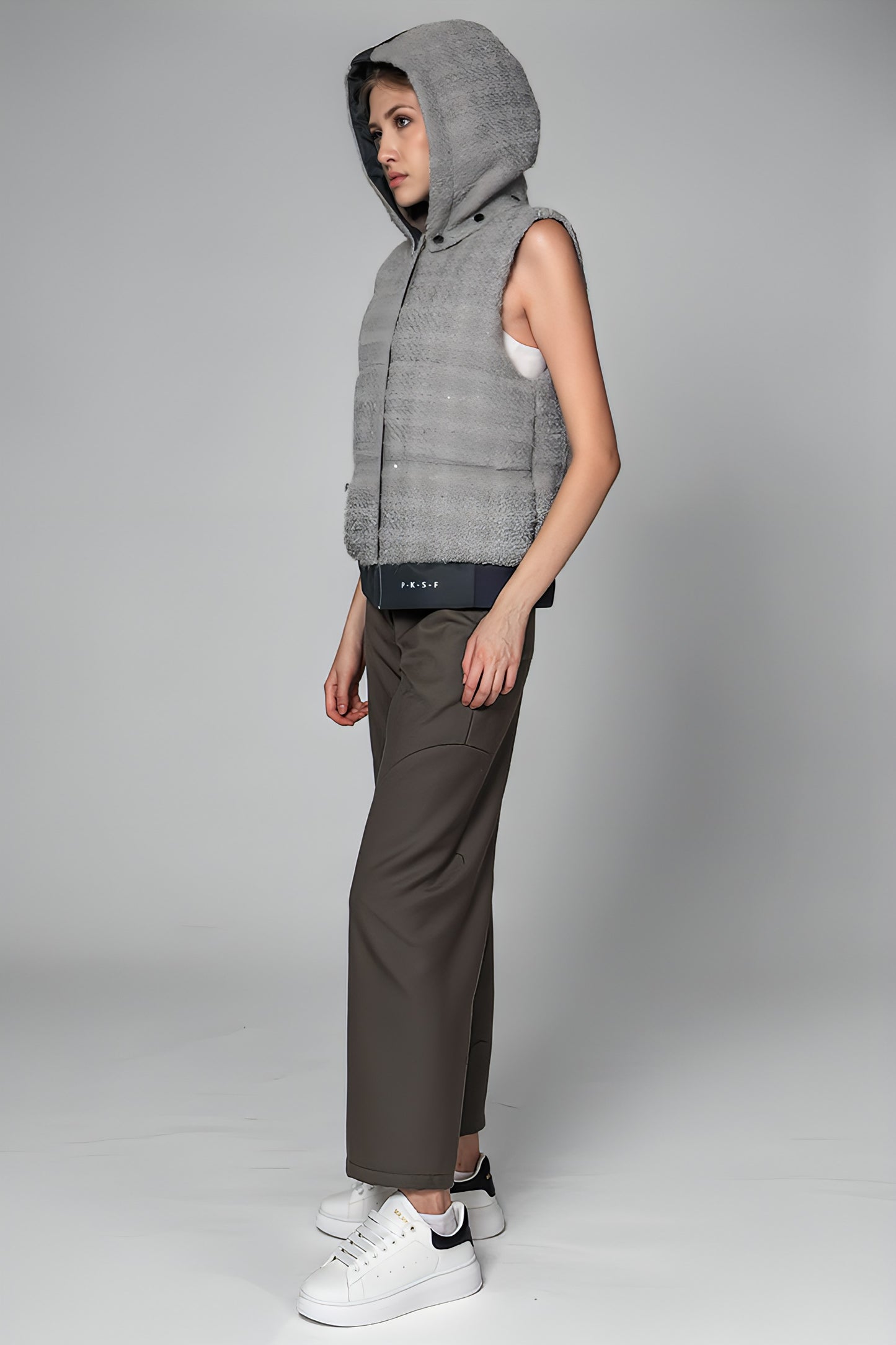
                  
                    DARK GREEN/BLACK CURVED PANEL STRAIGHT PANTS
                  
                