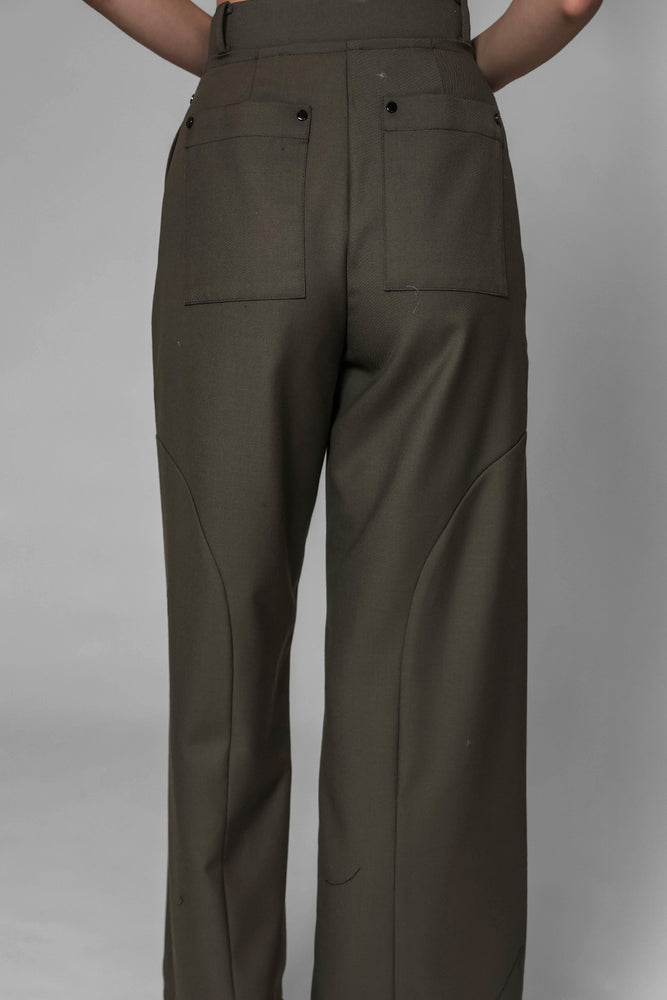 
                  
                    DARK GREEN/BLACK CURVED PANEL STRAIGHT PANTS
                  
                