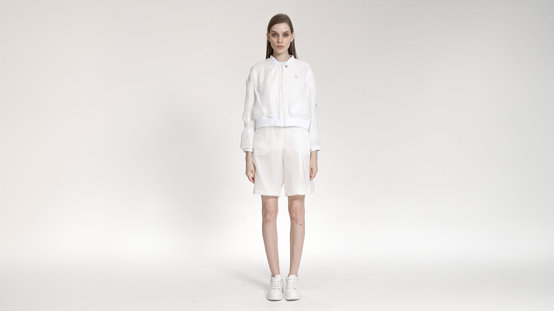 WHITE PLEATED WIDE-LEG CULOTTES