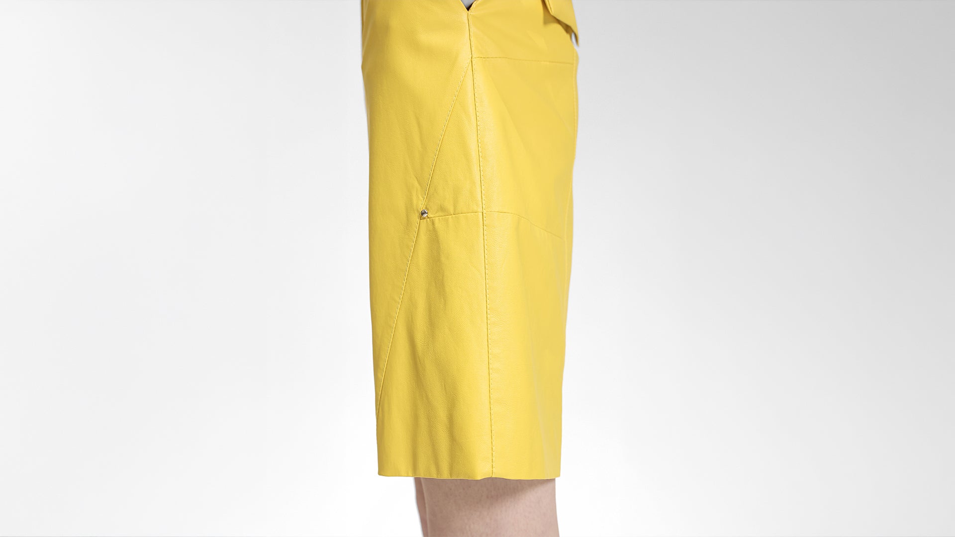 FAUX LEATHER A-LINE BERMUDA SHORTS