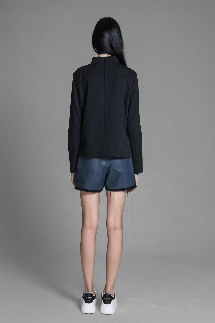 
                  
                    BLUE/BLACK RIBBED PANEL LONG-SLEEVE SWEATSHIRT
                  
                