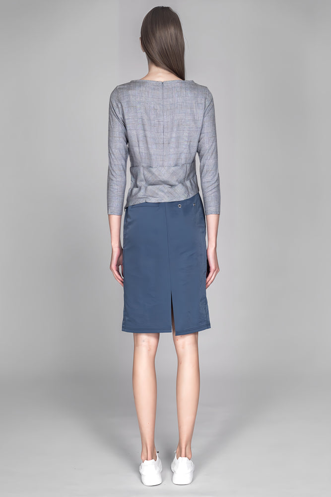 
                  
                    DARK RED / BLUE GRAY TRENCH PATCHWORK ASYMMETRICAL MID-LENGTH SKIRT
                  
                