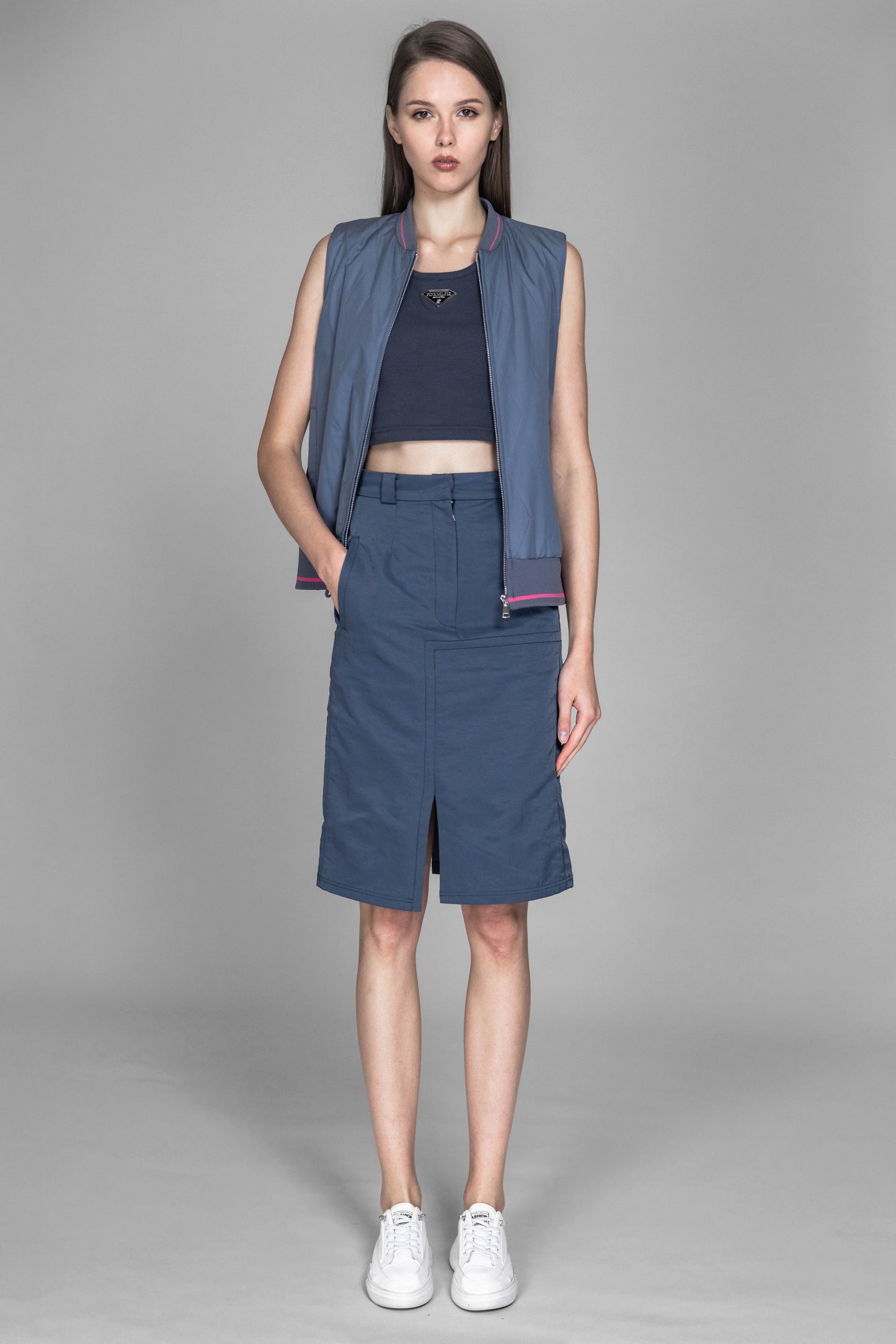
                  
                    DARK RED / BLUE GRAY TRENCH PATCHWORK ASYMMETRICAL MID-LENGTH SKIRT
                  
                