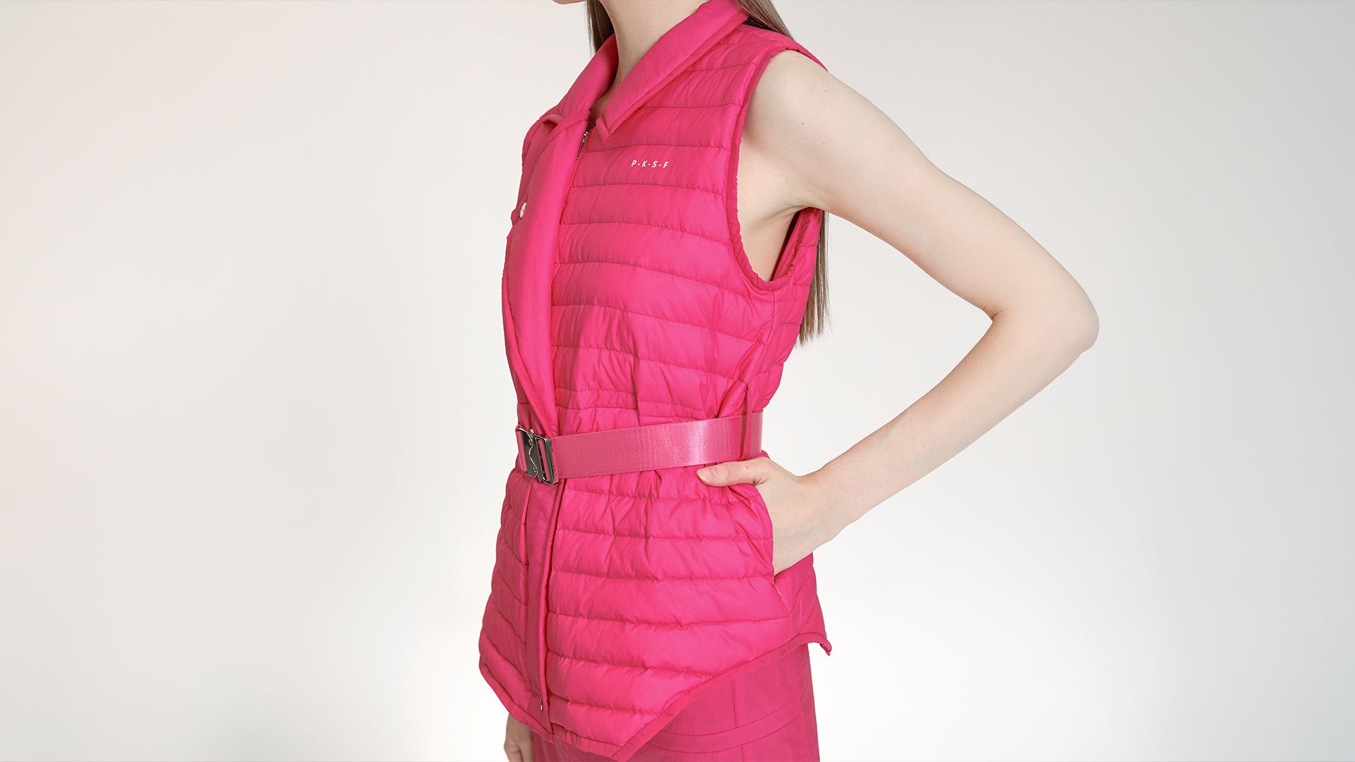 VIBRANT PINK QUILTED SLEEVELESS VEST