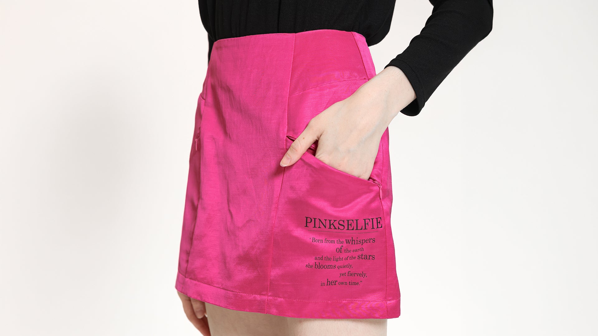 VIBRANT MAGENTA PANELLED A-LINE MINI SKIRT