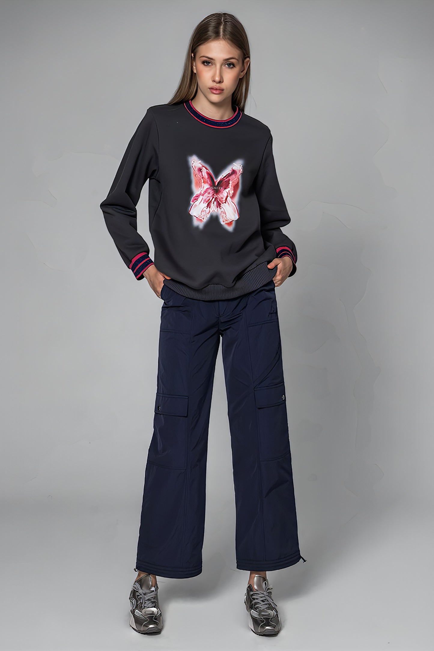 
                  
                    DARK BLUE/DESERT KHAKI COTTON LOGO EMBROIDERED PANTS
                  
                