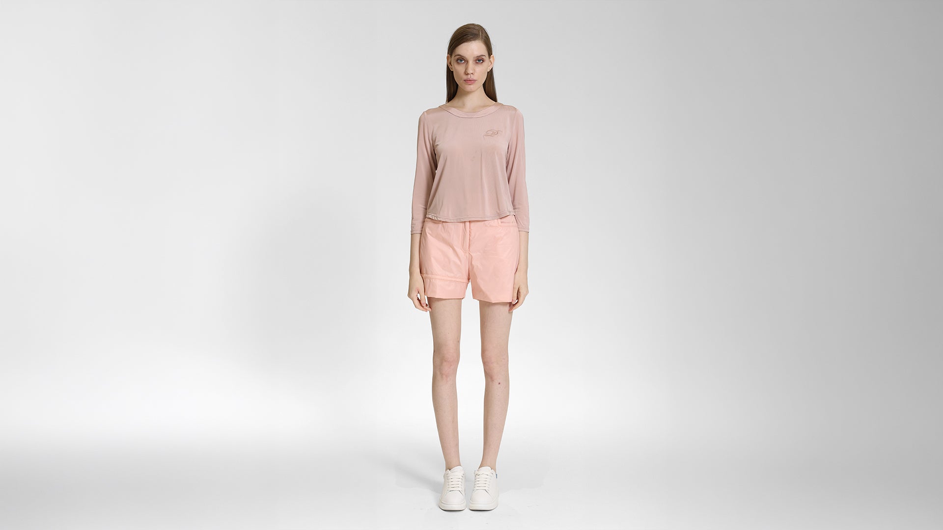 SOFT PINK LONG-SLEEVE CREWNECK TOP