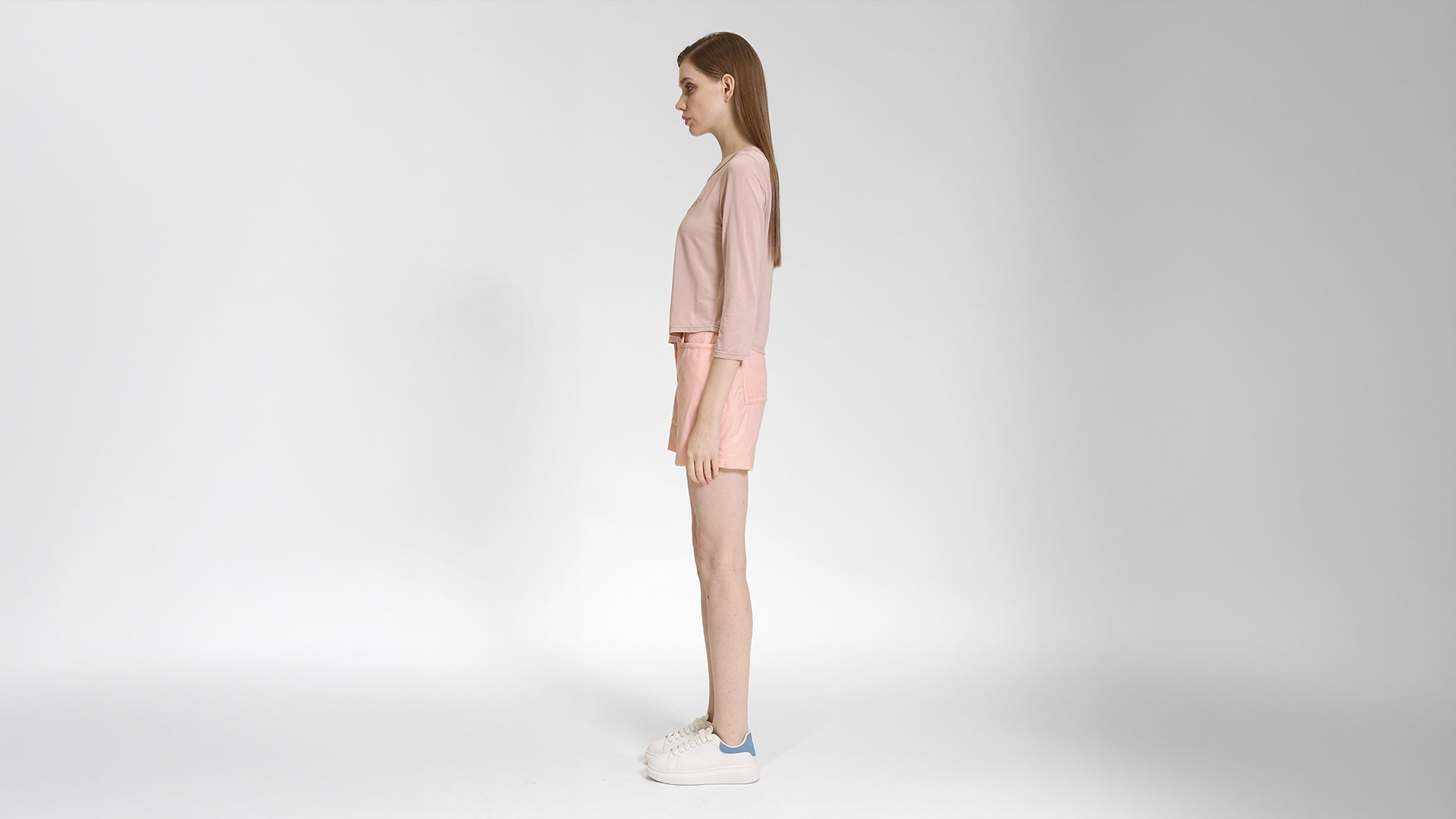 SOFT PINK LONG-SLEEVE CREWNECK TOP
