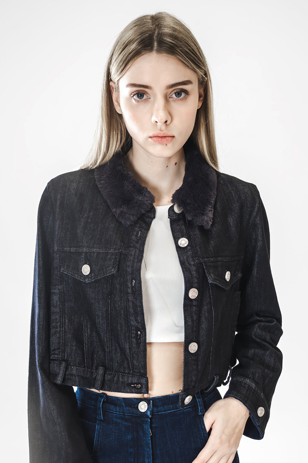 BLACK / MATTE BLUE SHORT DENIM JACKET