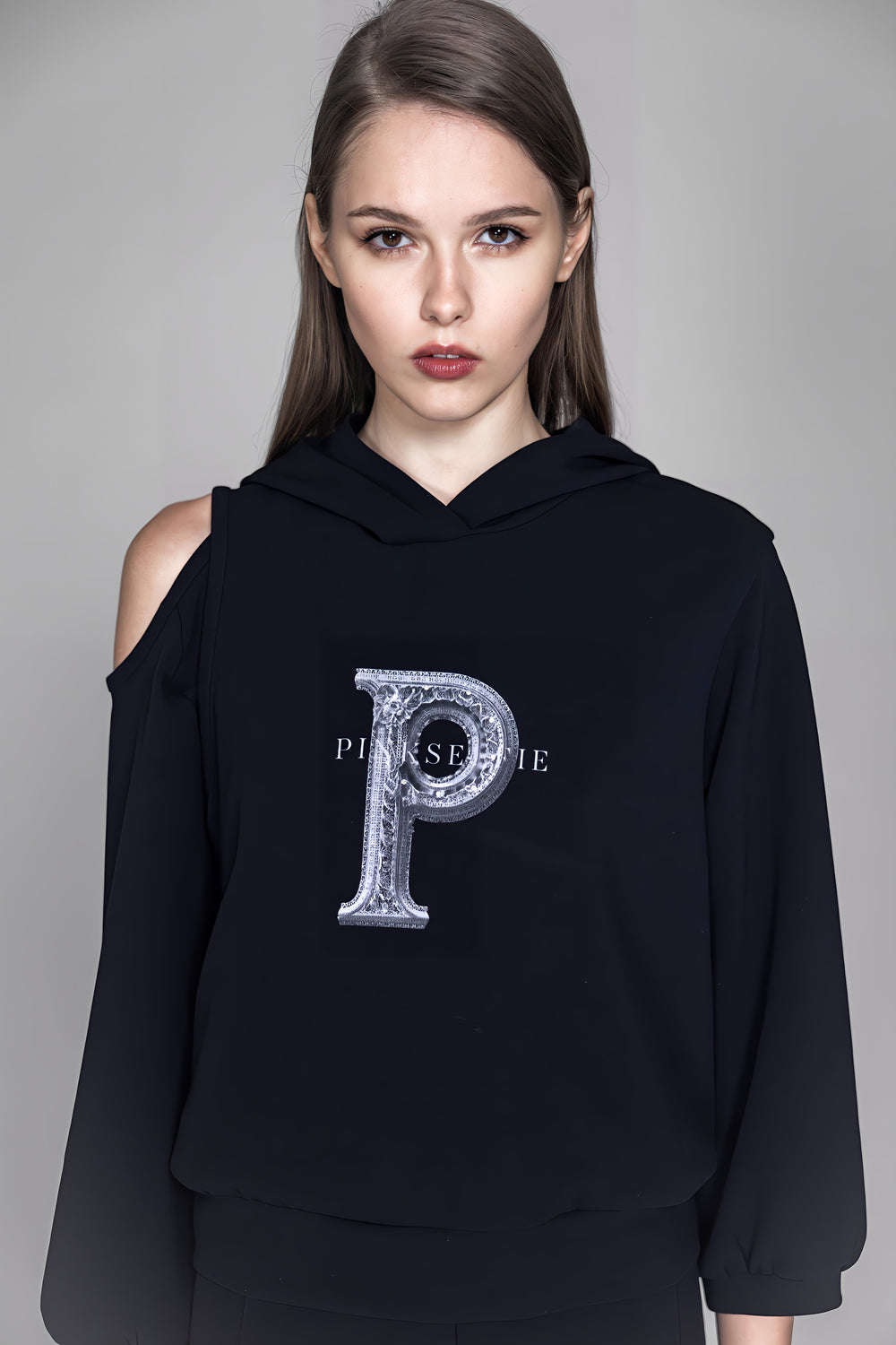 BLACK COTTON ONE-SHOULDER CUTOUT CROP HOODIE