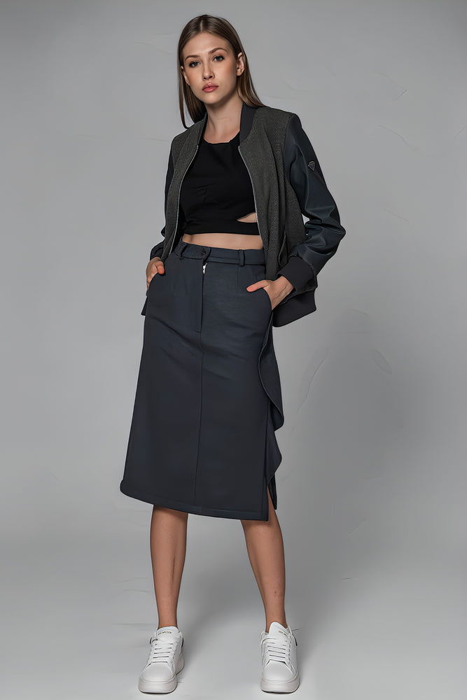 
                  
                    GRAY/BLACK WOOL MIDI SKIRT
                  
                
