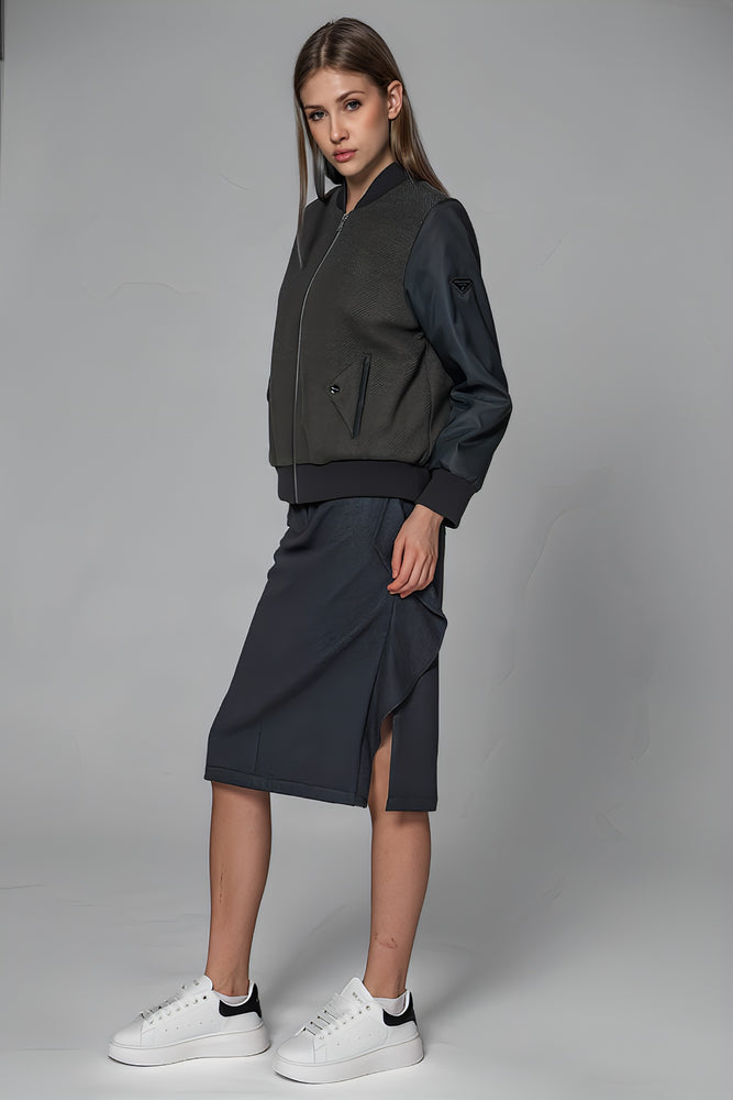 
                  
                    GRAY/BLACK WOOL MIDI SKIRT
                  
                