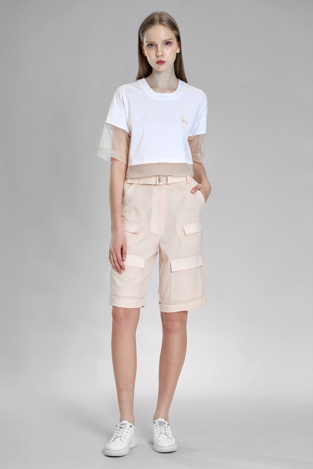 WHITE COTTON PANELING WITH PINK SKIN / LIGHT BLUE MESH THREE-QUARTER CROPPED TEE