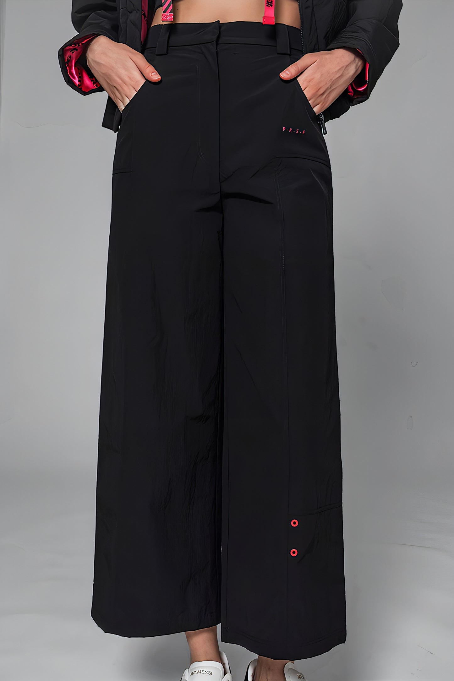 
                  
                    BLACK/GRAY TRENCH ASYMMETRICAL PANTS
                  
                