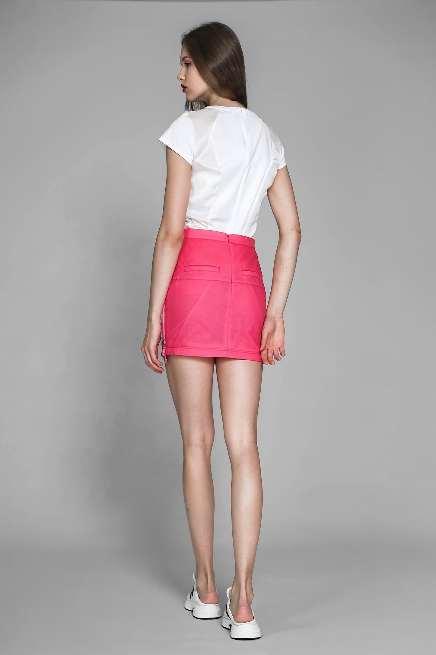 
                  
                    WHITE/BLACK COTTON SPLICED GABARDINE SLIM-FIT T-SHIRT
                  
                