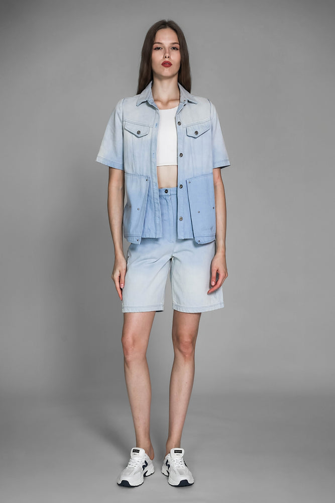 
                  
                    ICE BLUE/EXTRAORDINARY PINK THICK COTTON GRADIENT WASH DENIM JACKET
                  
                