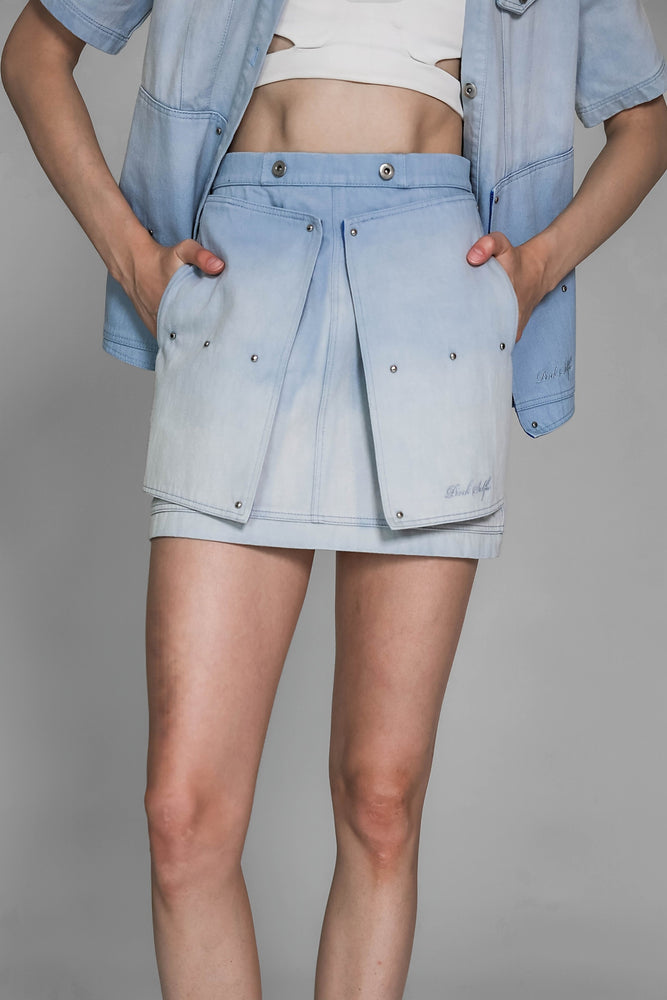
                  
                    ICE BLUE/EXTRAORDINARY PINK THICK COTTON GRADIENT WASH DENIM SKIRT
                  
                