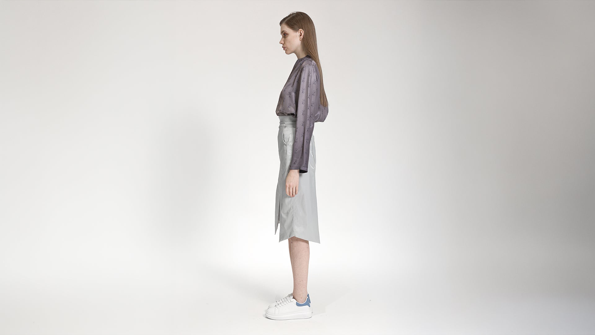 LIGHT GREY ASYMMETRICAL SLIT MID-LENGTH  SKIRT