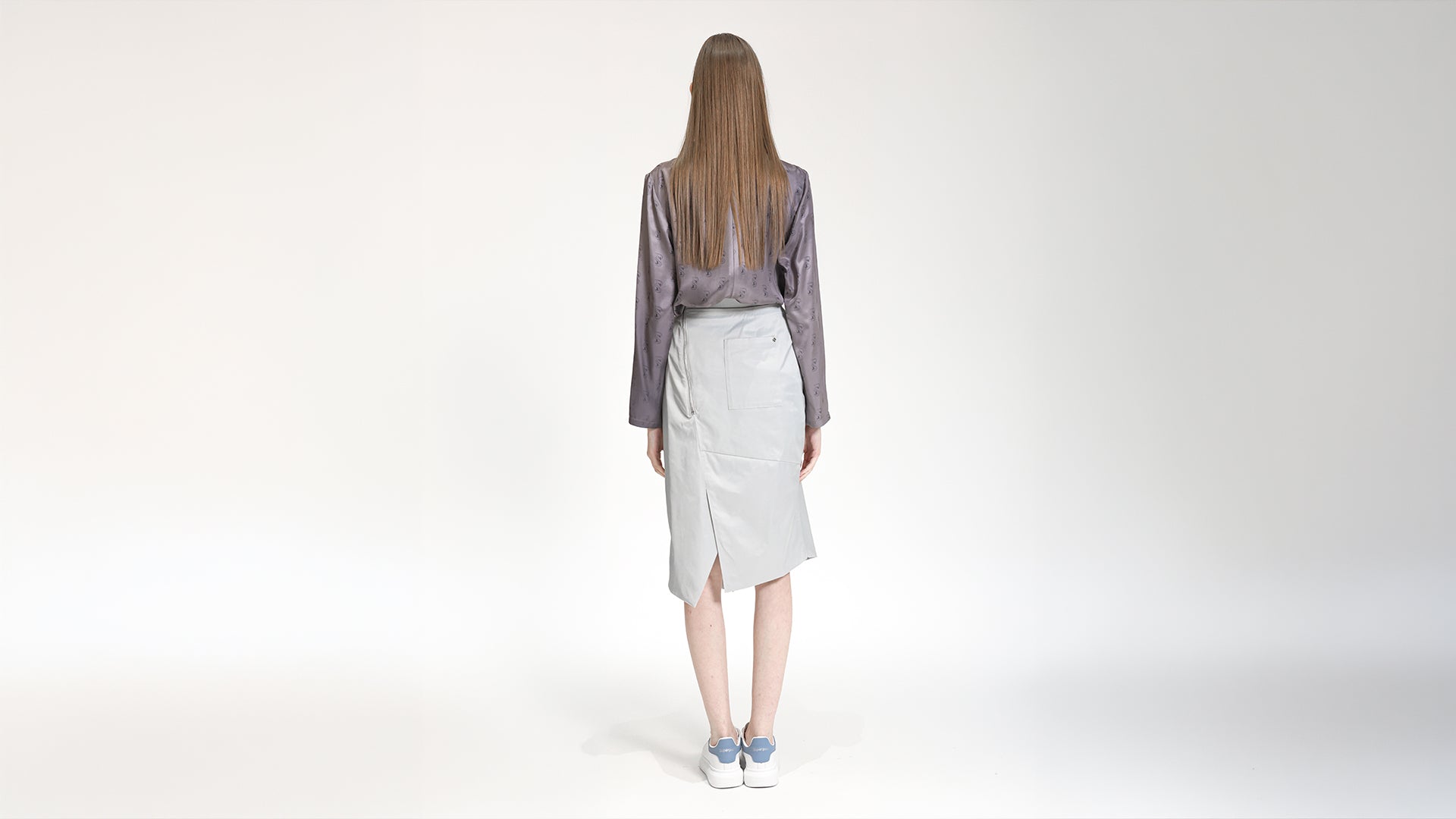 LIGHT GREY ASYMMETRICAL SLIT MID-LENGTH  SKIRT