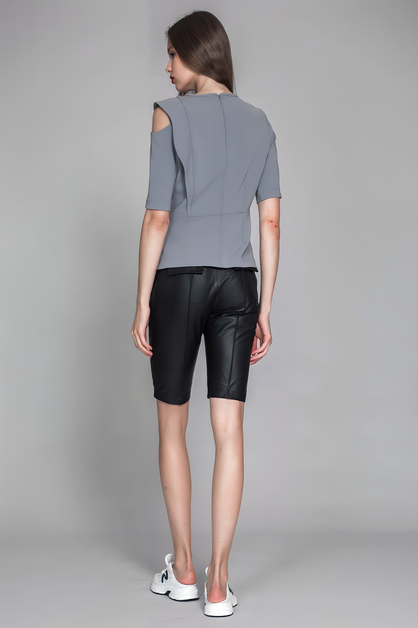 
                  
                    GLACIER GREEN/GLACIER GRAY ASYMMETRICAL LONG TOP
                  
                