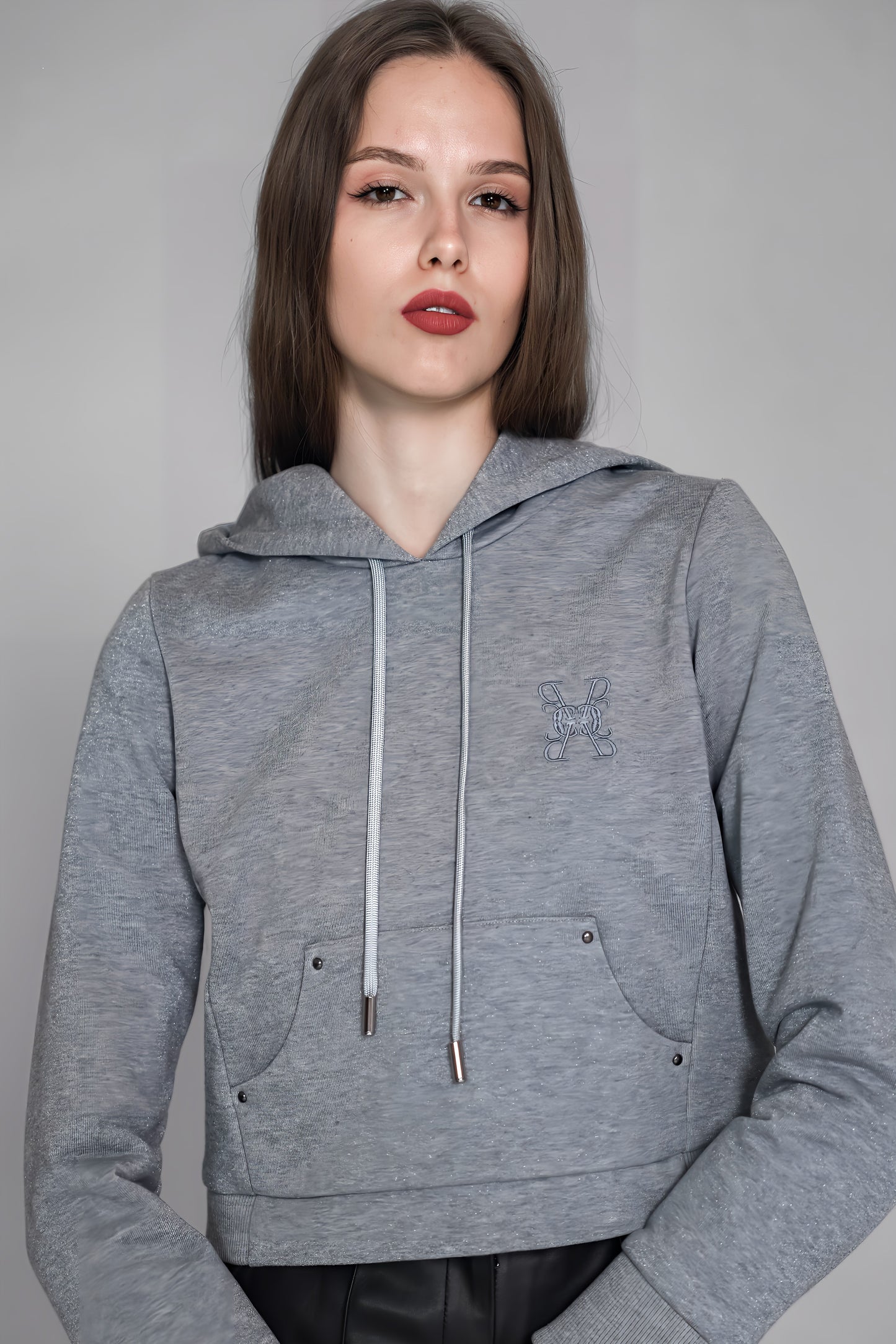
                  
                    GRAY/PINK COTTON TOTEM EMBROIDERED CROPPED HOODIE
                  
                