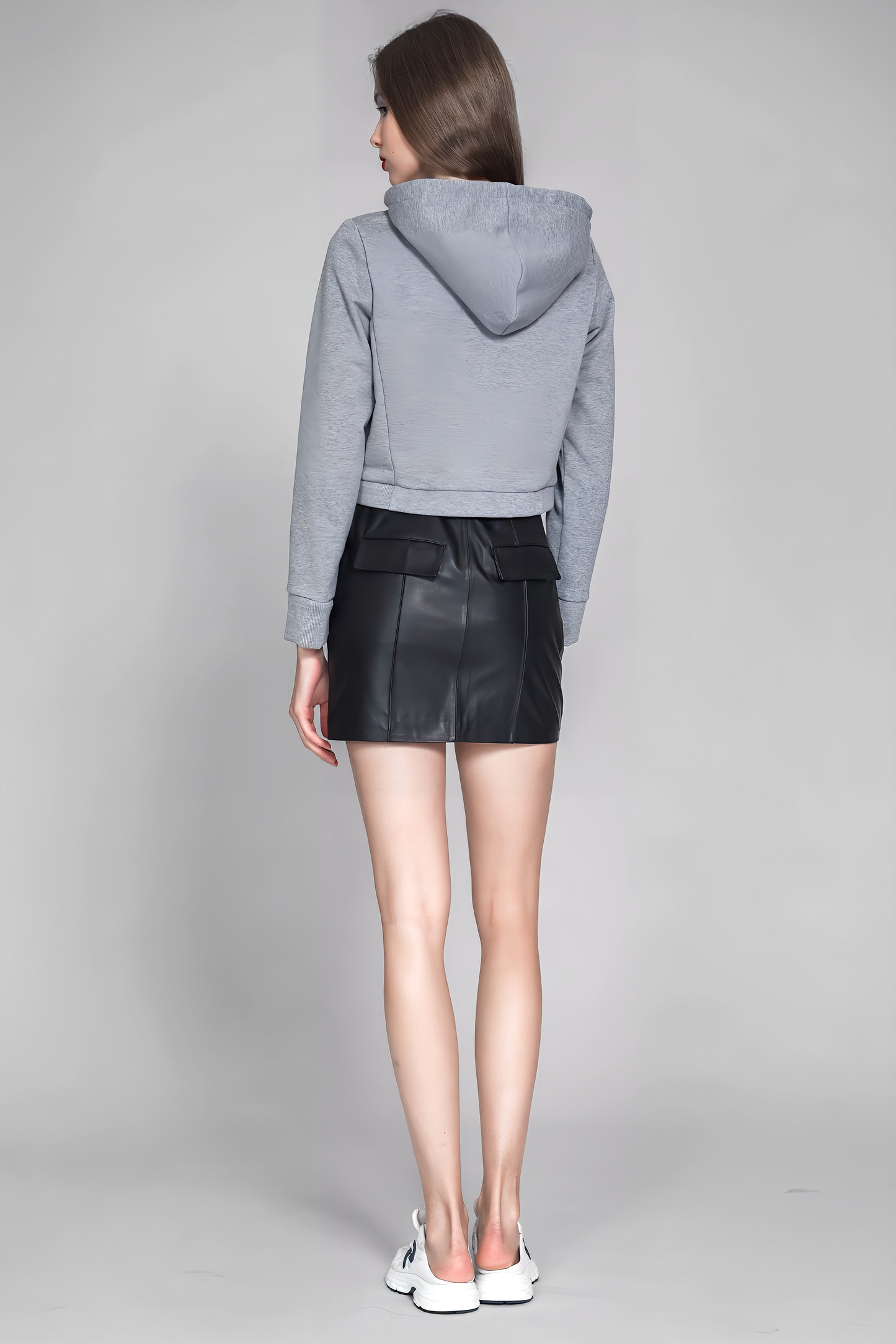 
                  
                    GRAY/PINK COTTON TOTEM EMBROIDERED CROPPED HOODIE
                  
                
