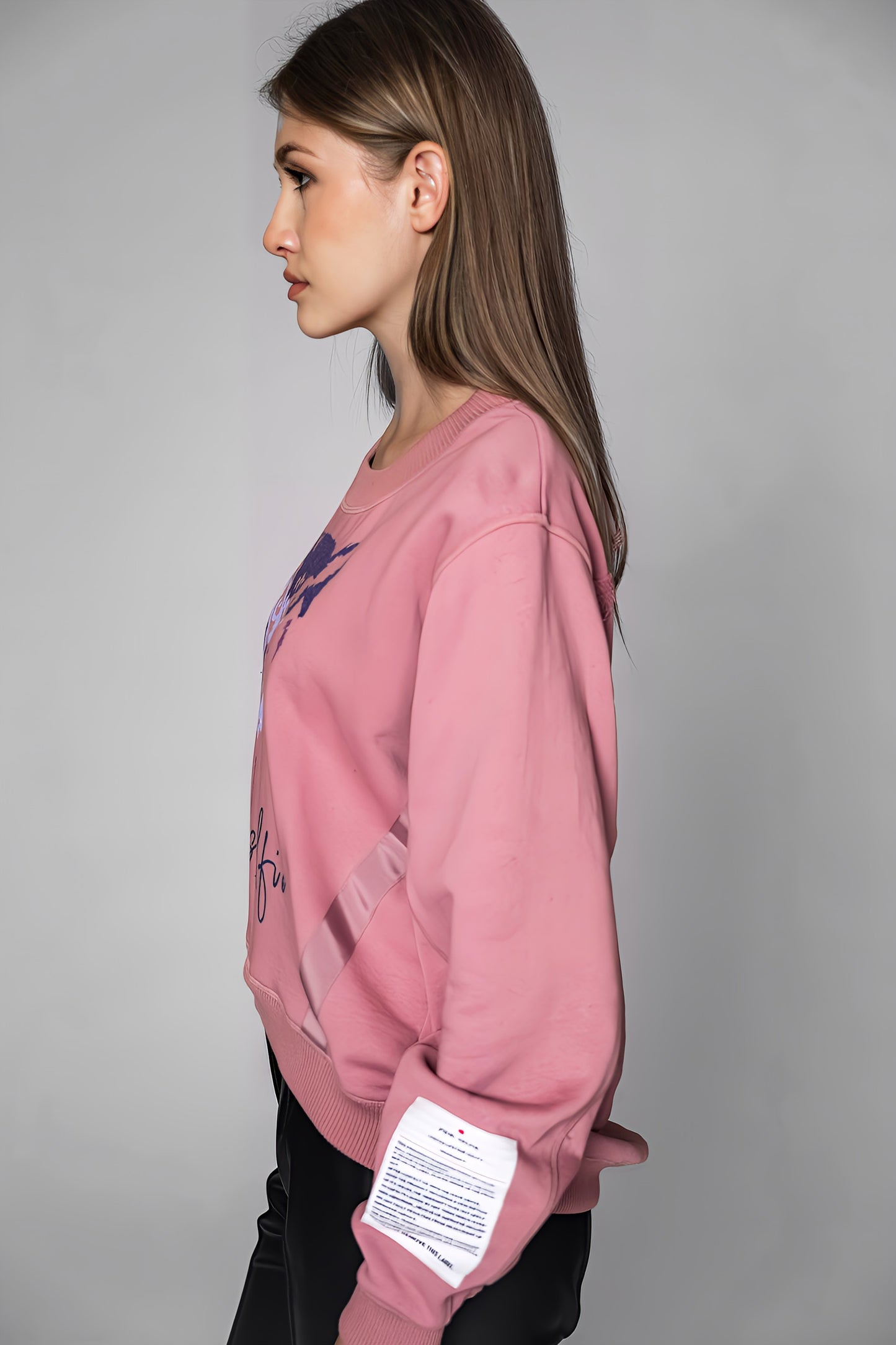 
                  
                    PINK/BLUE PASTEL FLORAL HIGH-LOW SWEATSHIRT
                  
                