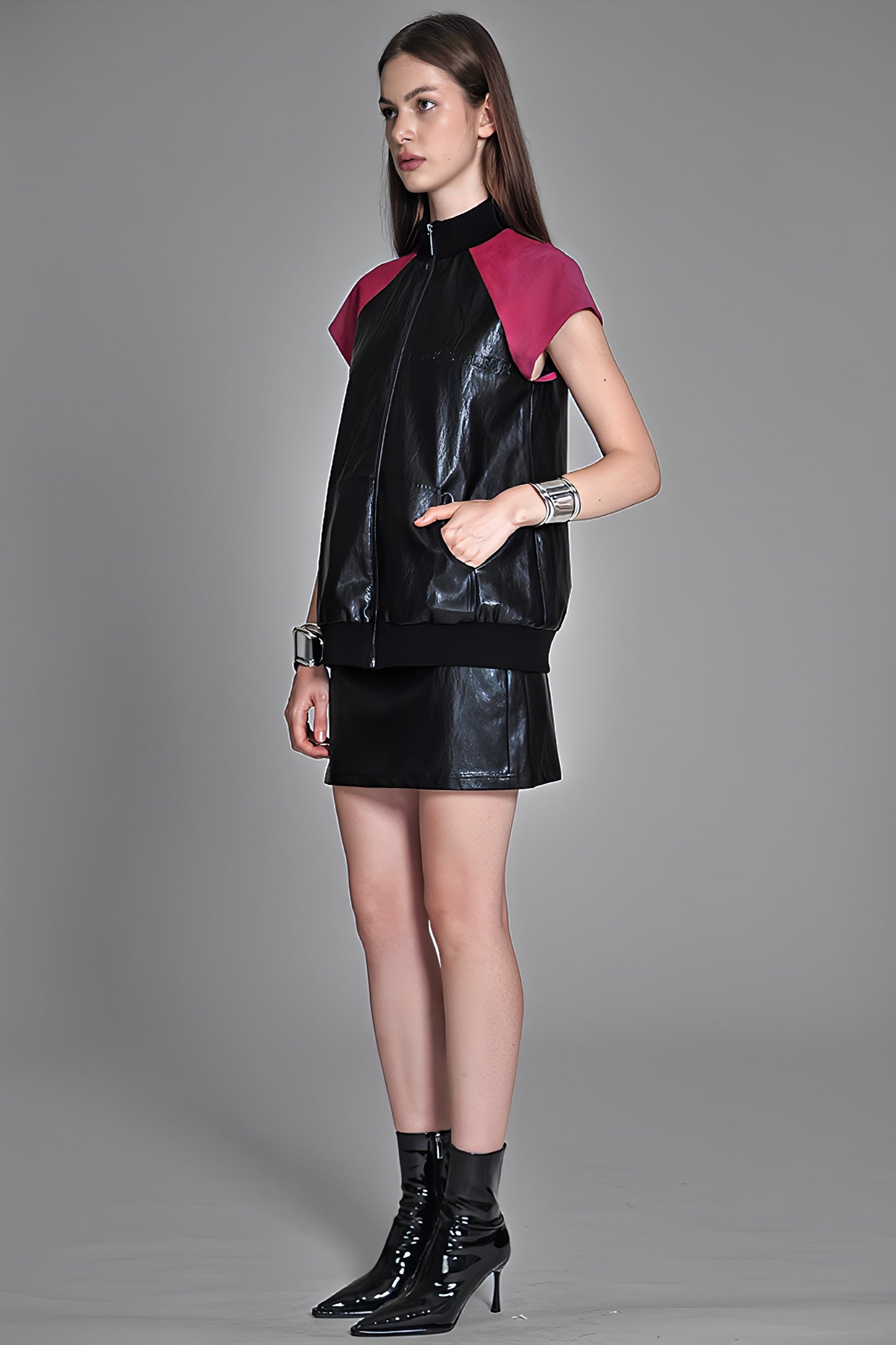 
                  
                    RED/BLACK ECO-LEATHER MINI SKIRT
                  
                