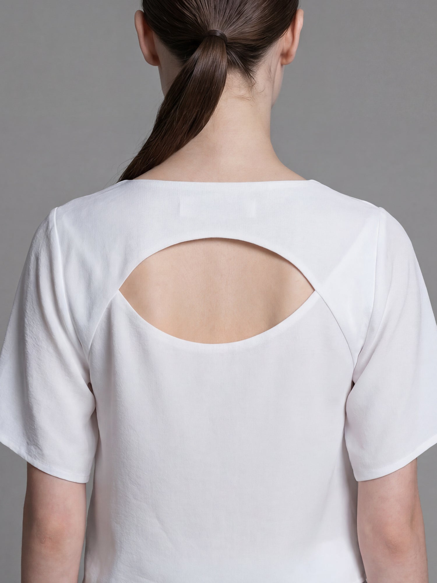 CLASSIC BLACK / STARRY WHITE LOGO PRINT CROPPED T-SHIRT