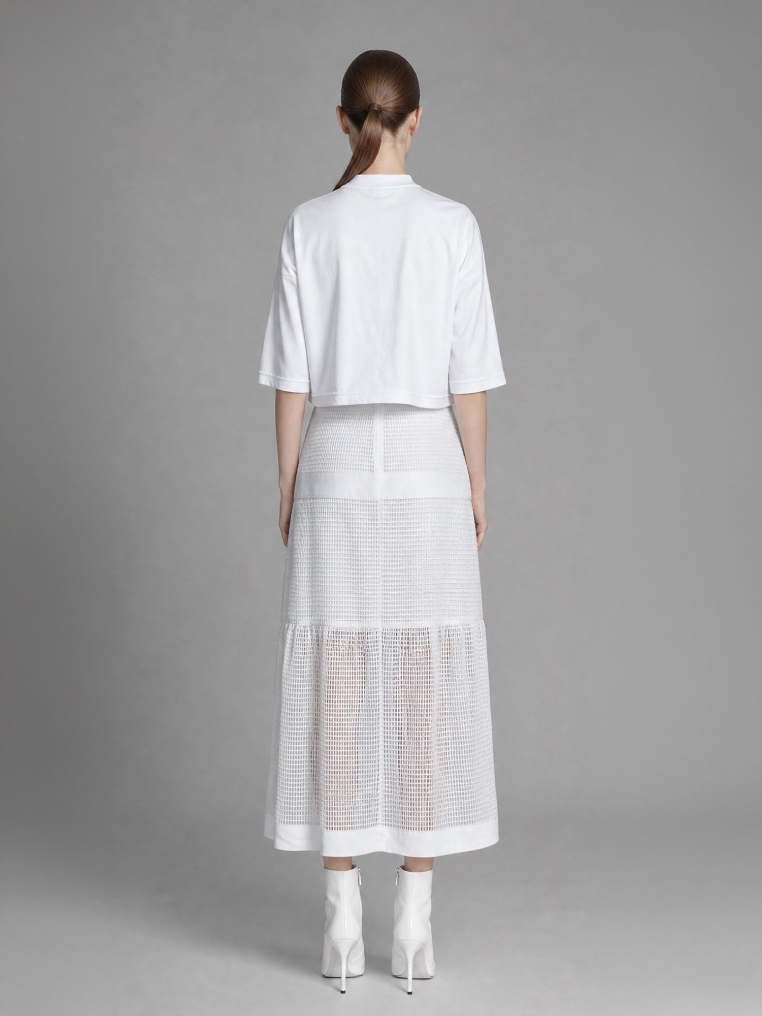 STARRY WHITE CROPPED GRADIENT PRINT T-SHIRT